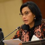 Menteri Keuangan Sri Mulyani memberikan keterangan pers mengenai Pembayaran Tunjangan Hari Raya (THR) 2019 di Kementrian Keuangan, Jakarta, Jumat (24/5/2019).