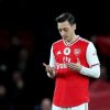 Ljungberg Pertanyakan Keputusan Arteta Coret Ozil dari Skuad Arsenal