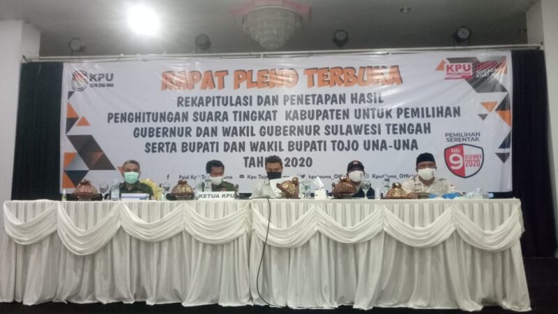 KPU Touna Bacakan Hasil Rekapitulasi Perhitungan Suara
