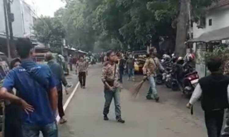 Tiga Polisi Luka Berat Akibat Bom Bunuh Diri di Polsek Astana Anyar Bandung 