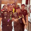 Kejari Touna Tahan 3 Tersangka Korupsi Pengadaan Laptop dan Website 