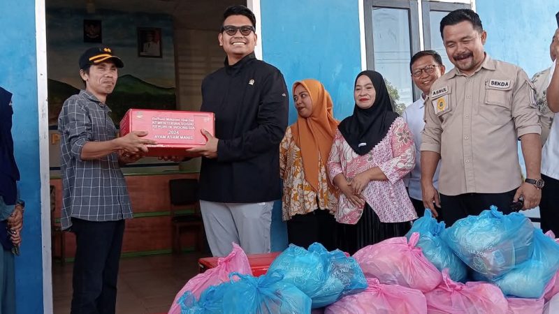 Peduli Korban Banjir, Akbar Supratman Salurkan Bantuan di Tolitoli