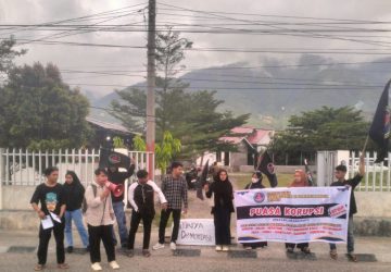 LS-ADI Gelar Aksi “Puasa Korupsi” di Palu: Menyerukan Masalah Korupsi dan UU TNI