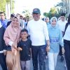 Gubernur Anwar dan Ribuan Warga Ikut Fun Walk Sulteng Nambaso 