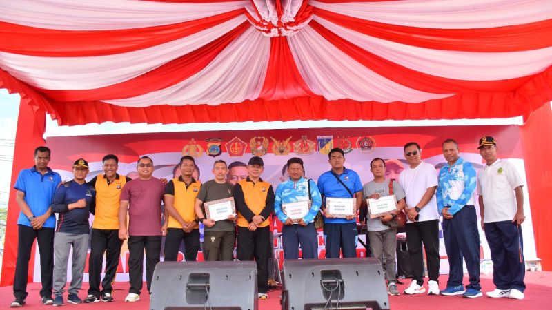 Olahraga Bersama HUT Bhayangkara Ke – 79 Polda Sulteng; Jurnalis, TNI, dan Polri Raih Tiket Umroh 