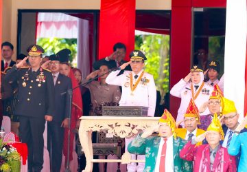 Upacara HUT ke-80 RI di Sulteng Berlangsung Khidmat, Gubernur Anwar Hafid Ajak Warga Jaga Persatuan