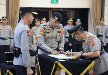 Tongkat Komando Berganti, Irjen Pol Rizal Irawan Resmi Jabat Kapolda Sulteng